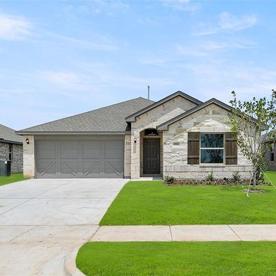 1912 Cheyenne Drive, Cleburne, TX 76036