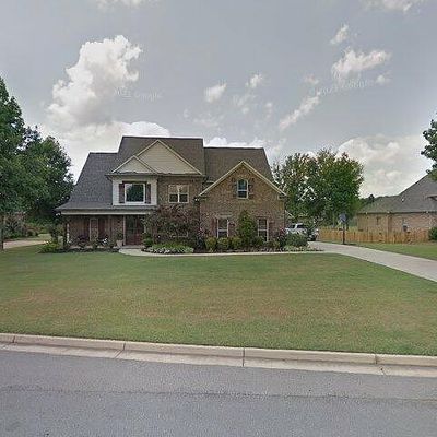 1913 Lake Circle Dr, Tupelo, MS 38801