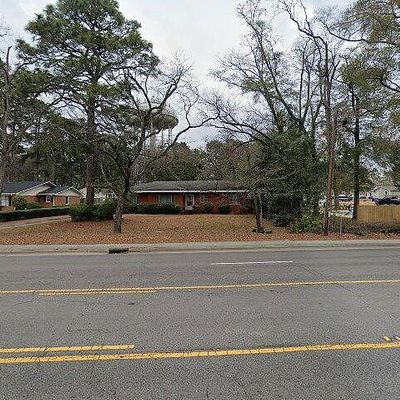 1914 Morganton Rd, Fayetteville, NC 28305