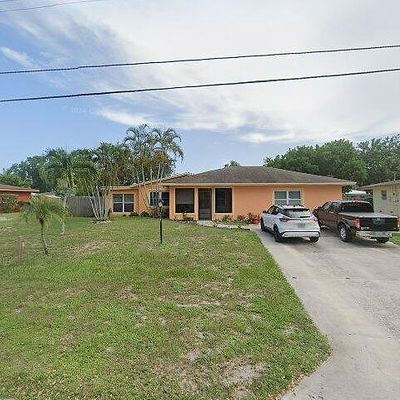 1917 Wyoming Ave, Fort Pierce, FL 34982