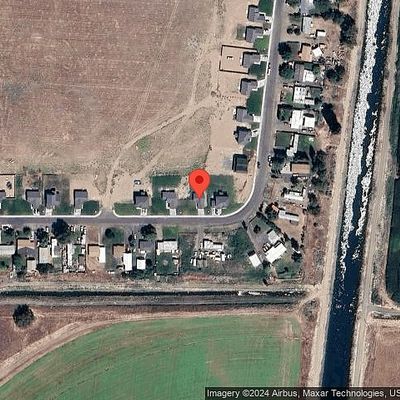 192 E Montmorency Blvd, George, WA 98848