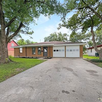 1921 19 Th Ave N, Texas City, TX 77590