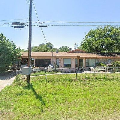 1931 Cedar Park, Kingsland, TX 78639