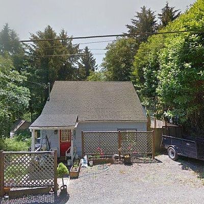 1934 Ne 14 Th St, Lincoln City, OR 97367