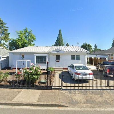 1936 H St, Springfield, OR 97477