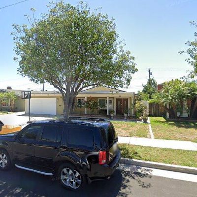 19371 Cindy Ln, Huntington Beach, CA 92646