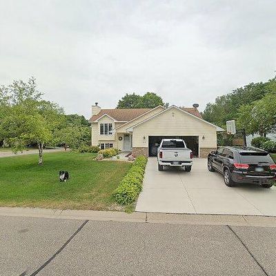 1940 Park Ridge Ct, Chaska, MN 55318