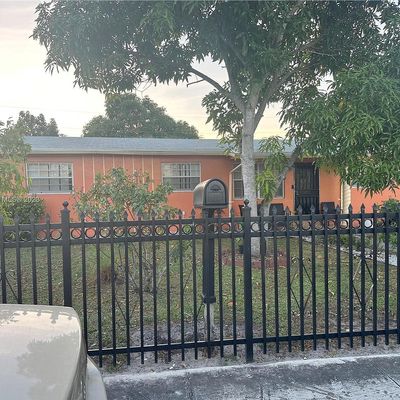 19420 Nw 22 Nd Pl, Miami Gardens, FL 33056