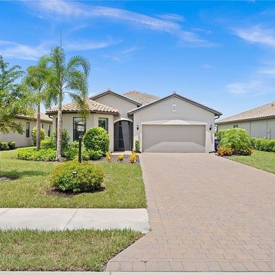 19555 Utopia Ln, Estero, FL 33928