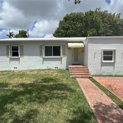 1960 Sw 32 Nd Pl, Miami, FL 33145