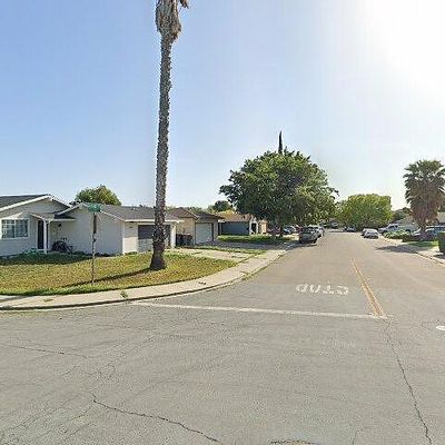 2 Locust Road #F1, Tracy, CA 95304