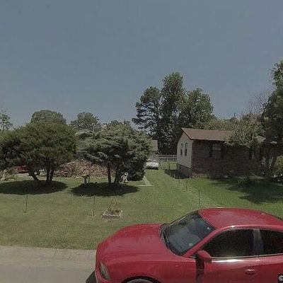 2 Old Castle Dr, Little Rock, AR 72206