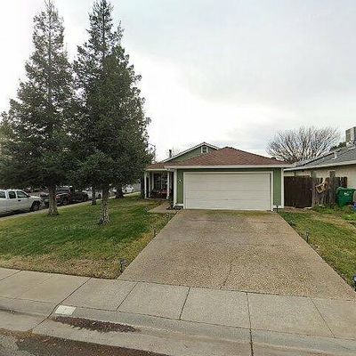 2 Rainier Ln, Chico, CA 95973