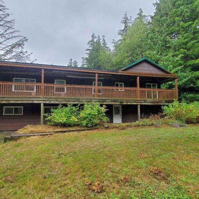 176 Pond Reef Rd, Ketchikan, AK 99901