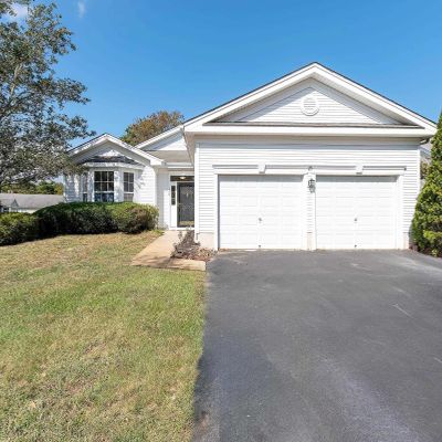 176 Southampton Dr, Galloway, NJ 08205