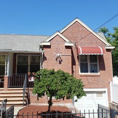 1771 Seminole Ave, Bronx, NY 10461