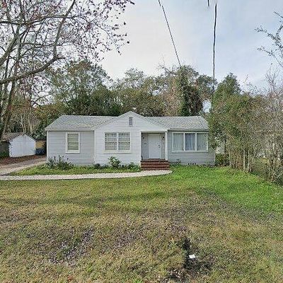 1782 Lilly Rd E, Jacksonville, FL 32207