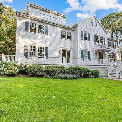 18 Cat Rock Rd, Cos Cob, CT 06807