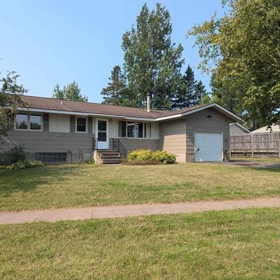 18 Gibson Rd, Silver Bay, MN 55614