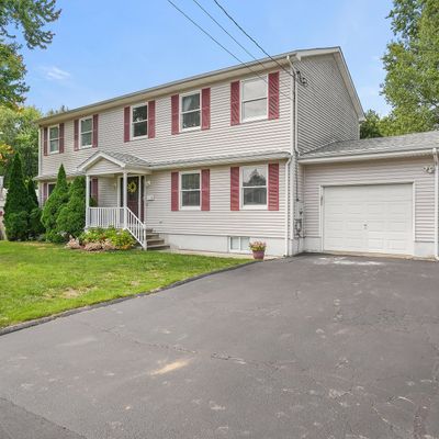 18 Friendly Rd, Norwalk, CT 06851