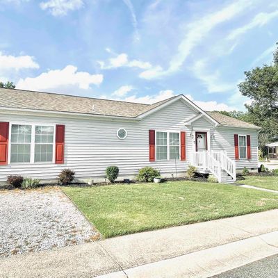 18 Oaks Dr, Mays Landing, NJ 08330