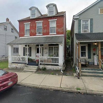 18 S Front St, Coplay, PA 18037