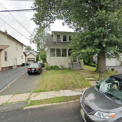 18 Van Riper Pl, Nutley, NJ 07110