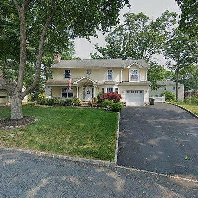 18 Yorktown Ter, Livingston, NJ 07039