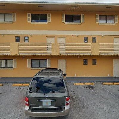 180 Royal Palm Rd #116, Hialeah, FL 33016