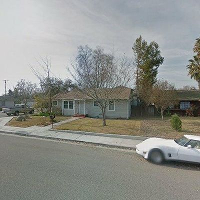 1800 Easy St, Hanford, CA 93230