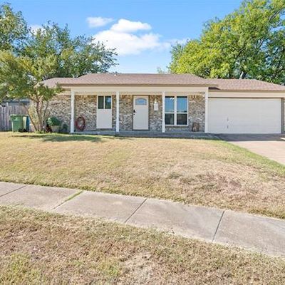 1806 Fernwood Cir, Carrollton, TX 75006