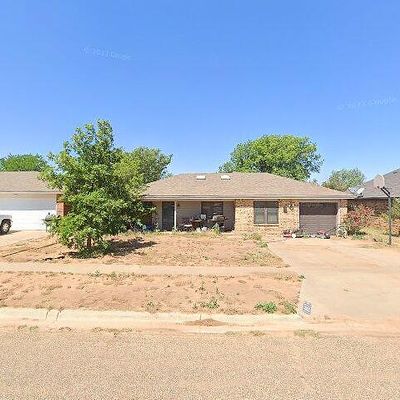 1807 Bryan Ave, Wolfforth, TX 79382