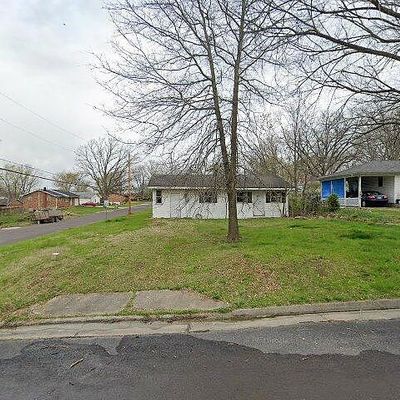 1811 Boyd Ln, Columbia, MO 65202