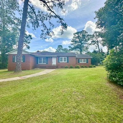 1812 Danora Dr, Waycross, GA 31501