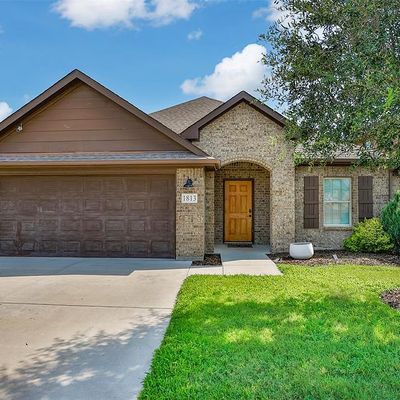 1813 Bersand Ave, Gainesville, TX 76240