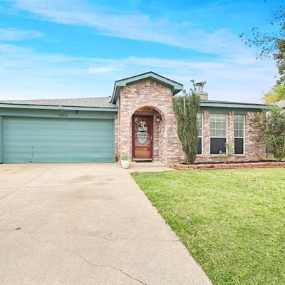 1820 Gainsborough Way, Fort Worth, TX 76134