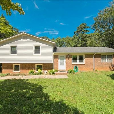 1827 Bantry Trl, Kernersville, NC 27284