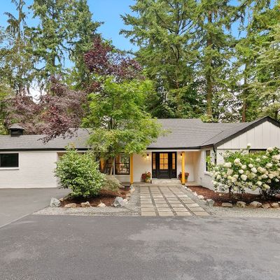 18304 28 Th Ave Ne, Lake Forest Park, WA 98155