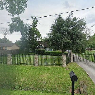 1832 Turner Dr, Houston, TX 77093