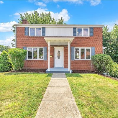 1834 Horizon Dr, White Oak, PA 15131