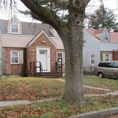 184 Perry St, Hempstead, NY 11550