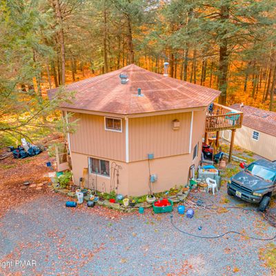 184 Sawmill Rd, Pocono Lake, PA 18347