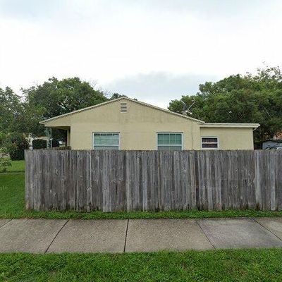 1840 42 Nd Ave N, Saint Petersburg, FL 33714