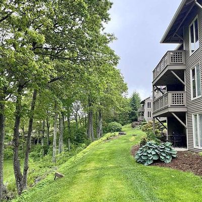 2052 Stone Ridge Condos, Wintergreen Resort, VA 22967