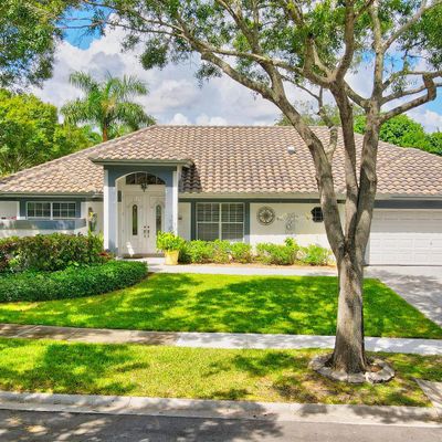 20549 Sausalito Dr, Boca Raton, FL 33498