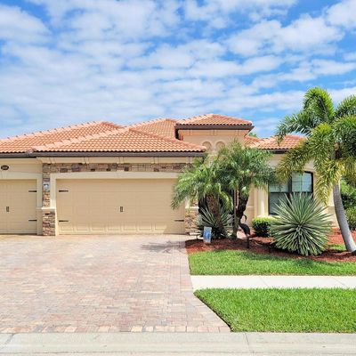 20590 Granlago Dr, Venice, FL 34293