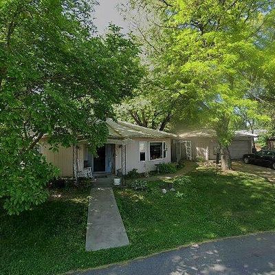 206 3 Rd St, Hampton, IL 61256