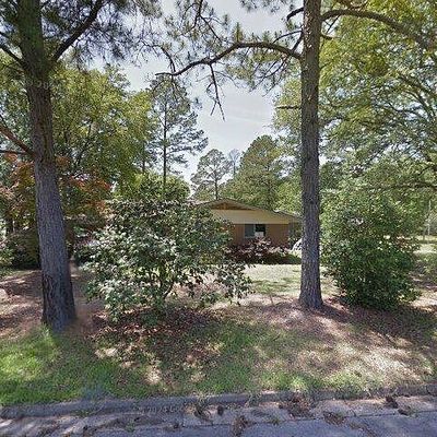 206 Glynn St, Jesup, GA 31545