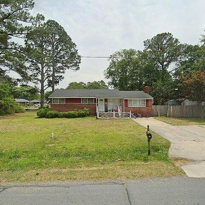 206 Kimbrough Rd, Clinton, NC 28328