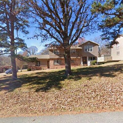 206 Suttle Dr, Springdale, AR 72764